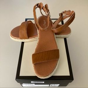 J/Slides Women’s Size 7.5 Rosie Calf Hair Sandals